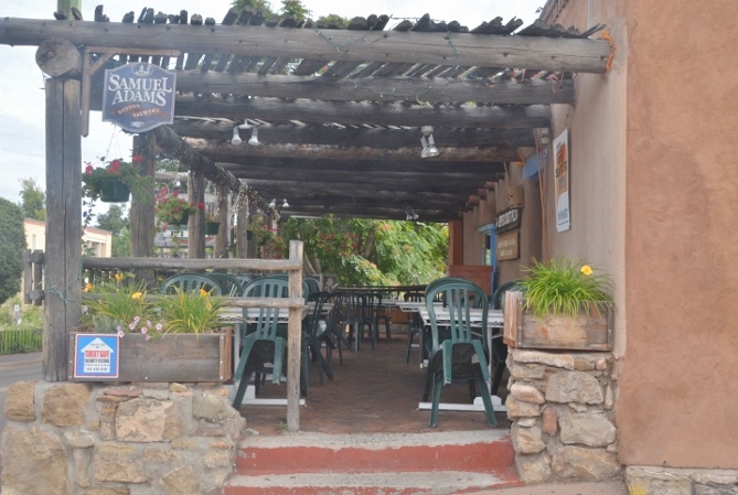 outdoor restaurant